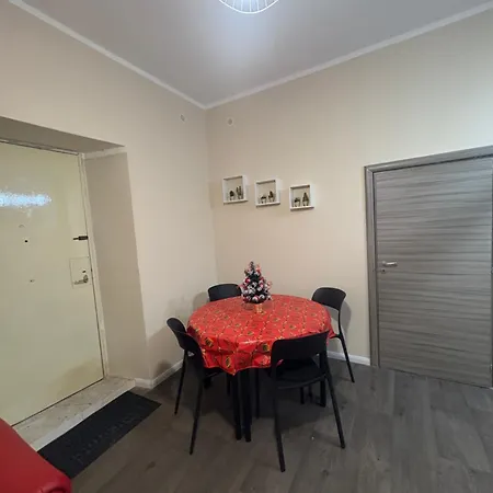 Lägenhet For House