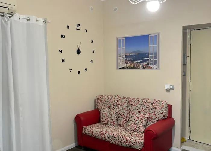 For House * 那不勒斯